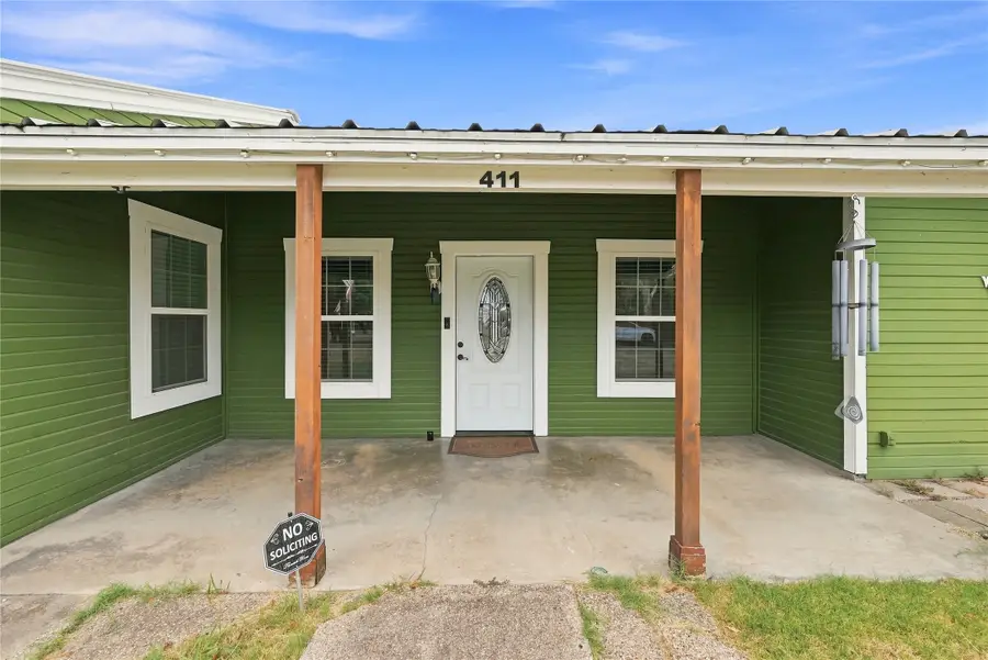411 W 3rd Street, Maypearl, TX 76064 - #3