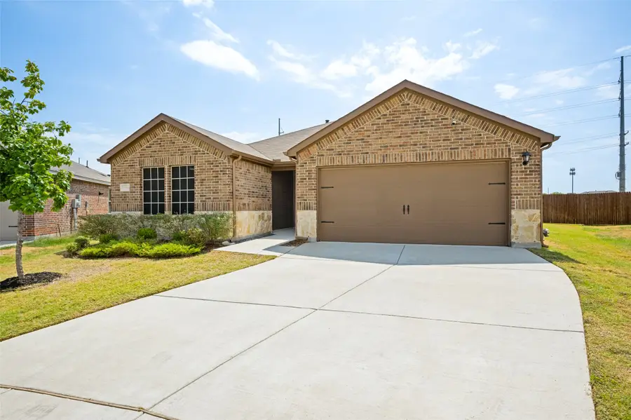 1104 Saddlehorn Drive, Denton, TX 76207 - #2