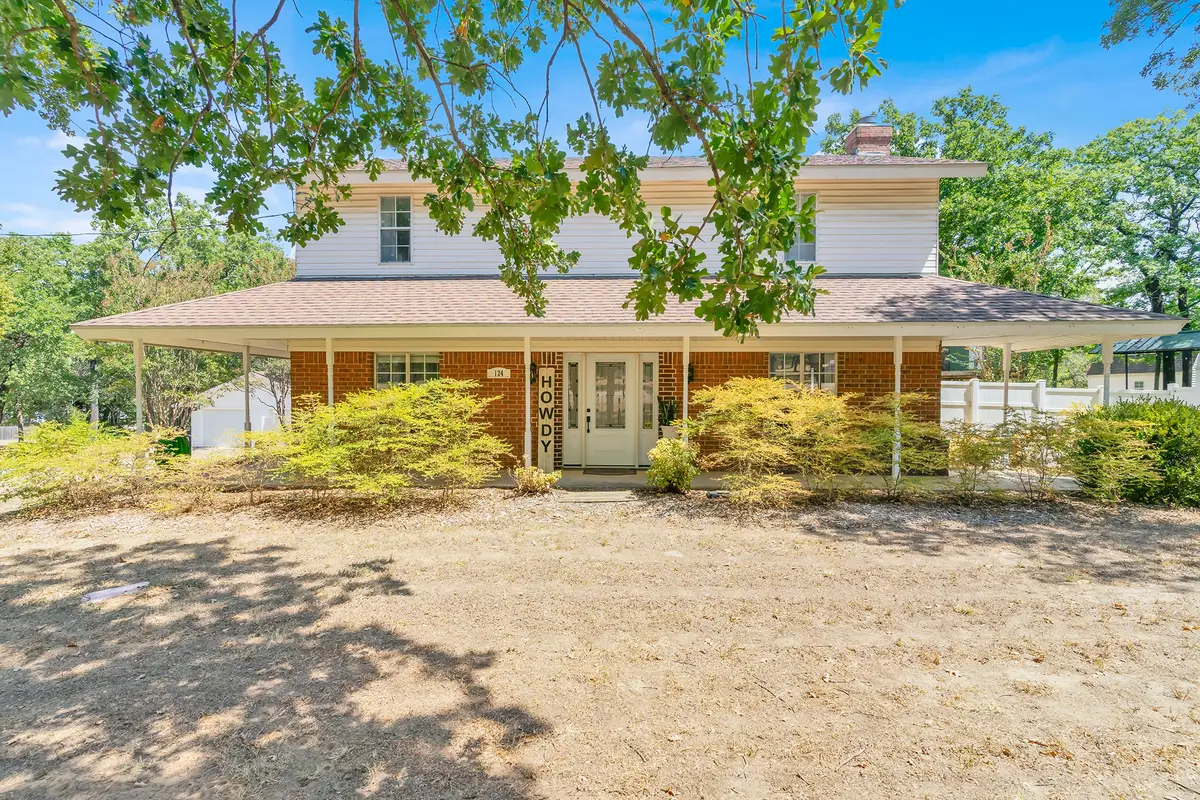 124 Alvarado Oak Drive, Alvarado, TX 76009 - #1