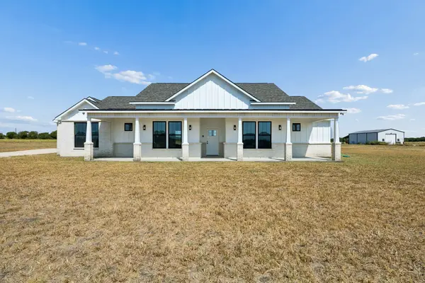 1224 Durham Lane, Cleburne, TX 76033