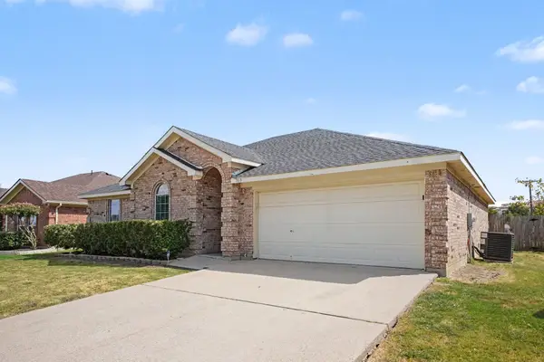 360 Mcmurtry Drive, Arlington, TX 76002