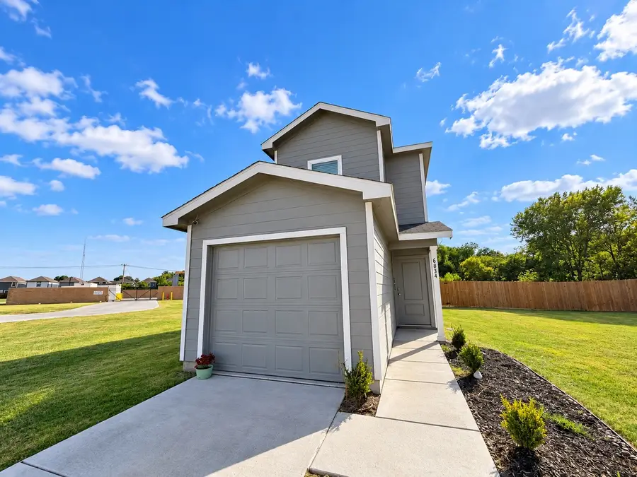 6834 Highlands Street, Princeton, TX 75407 - #2