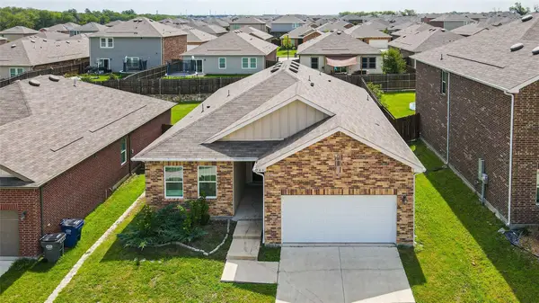 746 Wilshire Drive, Lavon, TX 75166