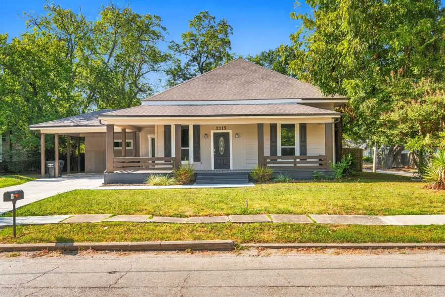 2115 Walworth Street, Greenville, TX 75401 - #3