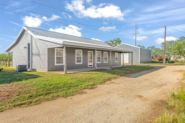 110 Davis Ln, Merkel, TX 79536