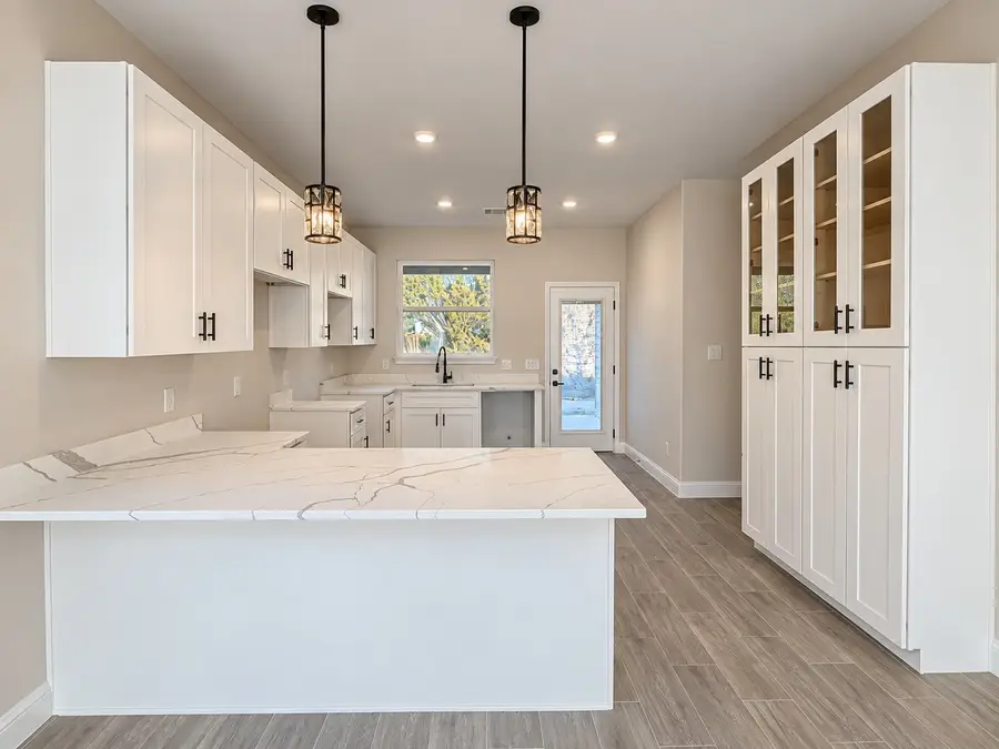 5206 Stoneridge Drive, Granbury, TX 76048 - #2