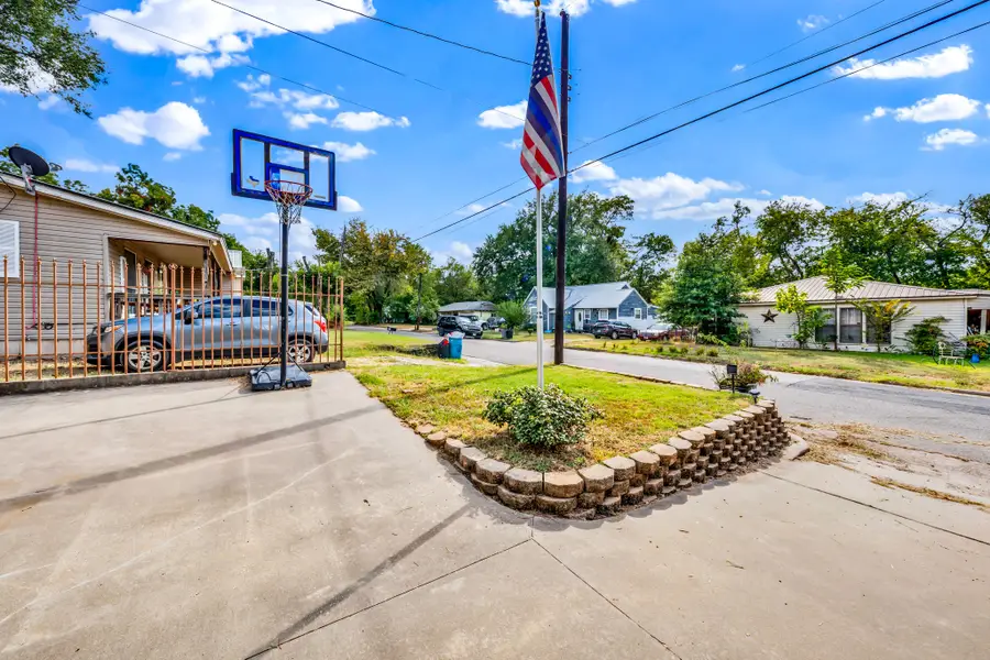 716 Brinker Street, Sulphur Springs, TX 75482 - #2