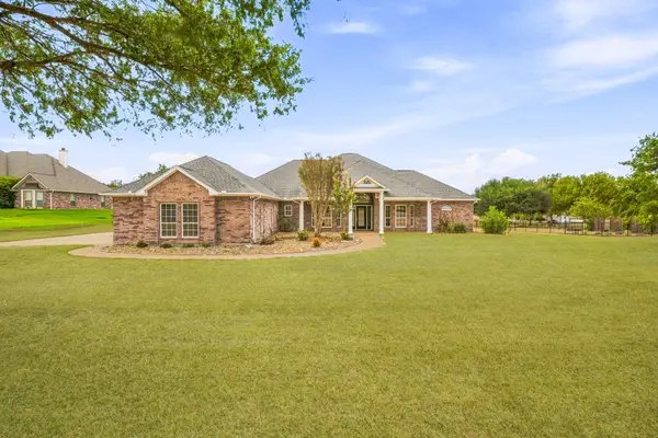 2105 Wood Duck Lane, Granbury, TX 76049