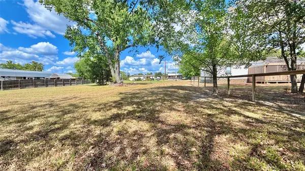 545 Arapaho Drive, Quitman, TX 75783