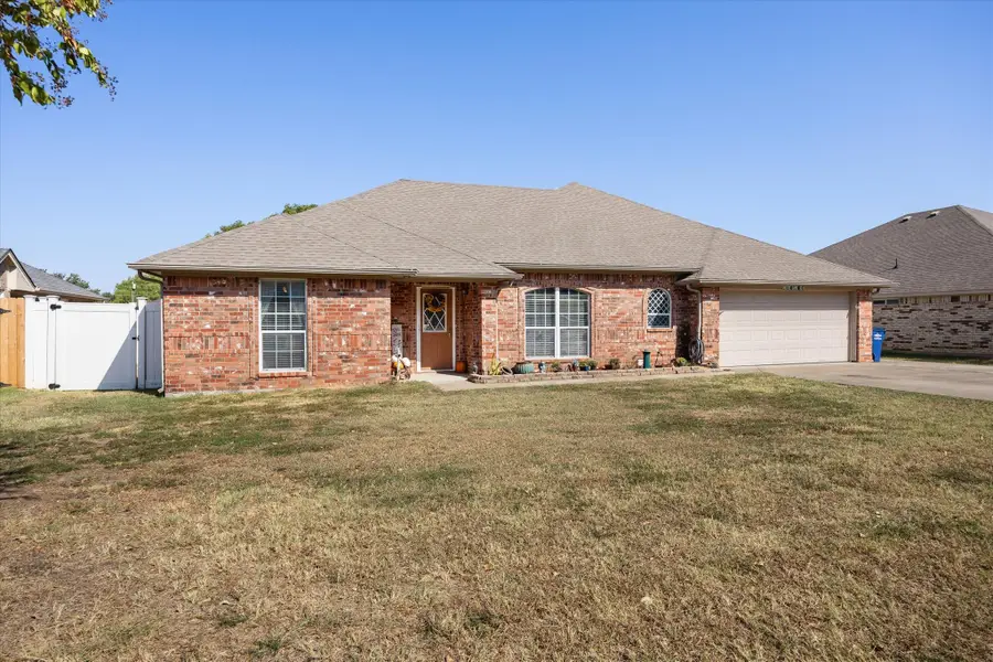 612 Parker Lane, Granbury, TX 76048 - #2
