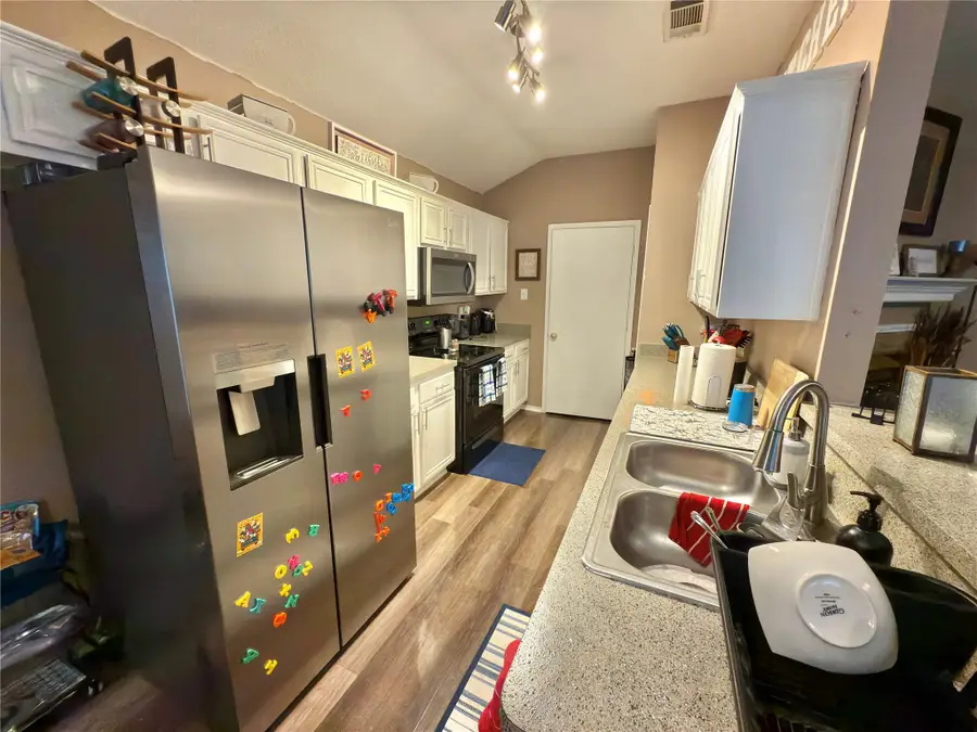 101 Jackson Drive, Terrell, TX 75160 - #2