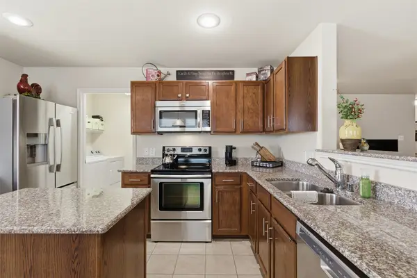 1417 Lone Pine Drive, Little Elm, TX 75068