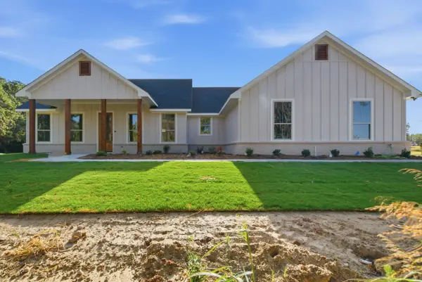 209 Waterford, Weatherford, TX 76086