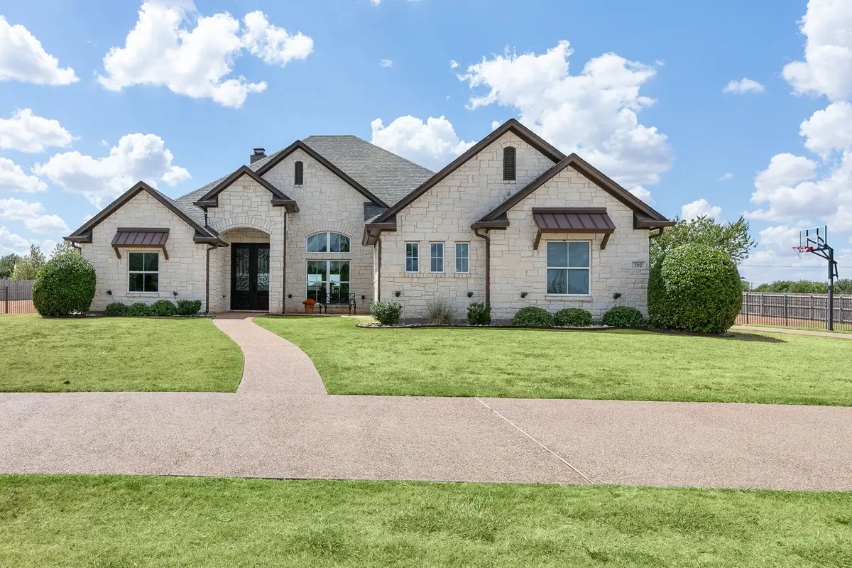 202 Camino Del Rancho, Lorena, TX 76655 - #1