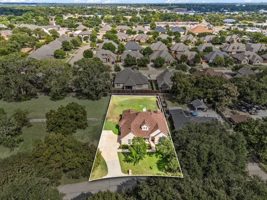 6520 Valleyview Drive, North Richland Hills, TX 76182 - #2