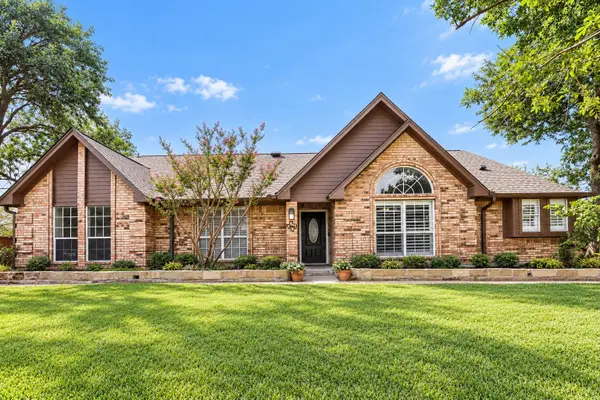 617 Buckboard Street, Ovilla, TX 75154