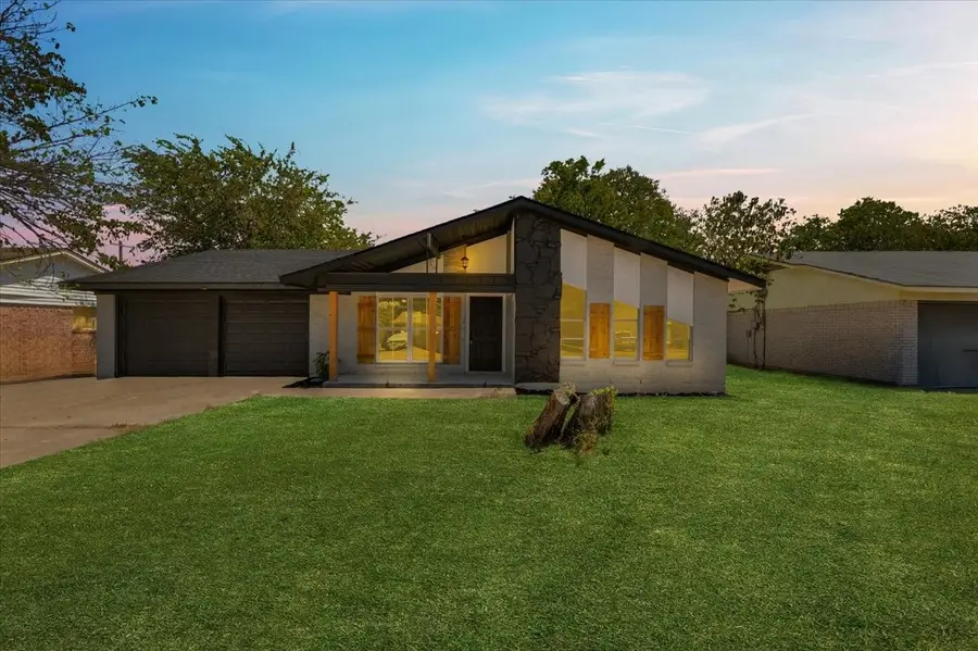 3725 Raphael Street, Fort Worth, TX 76119 - #2