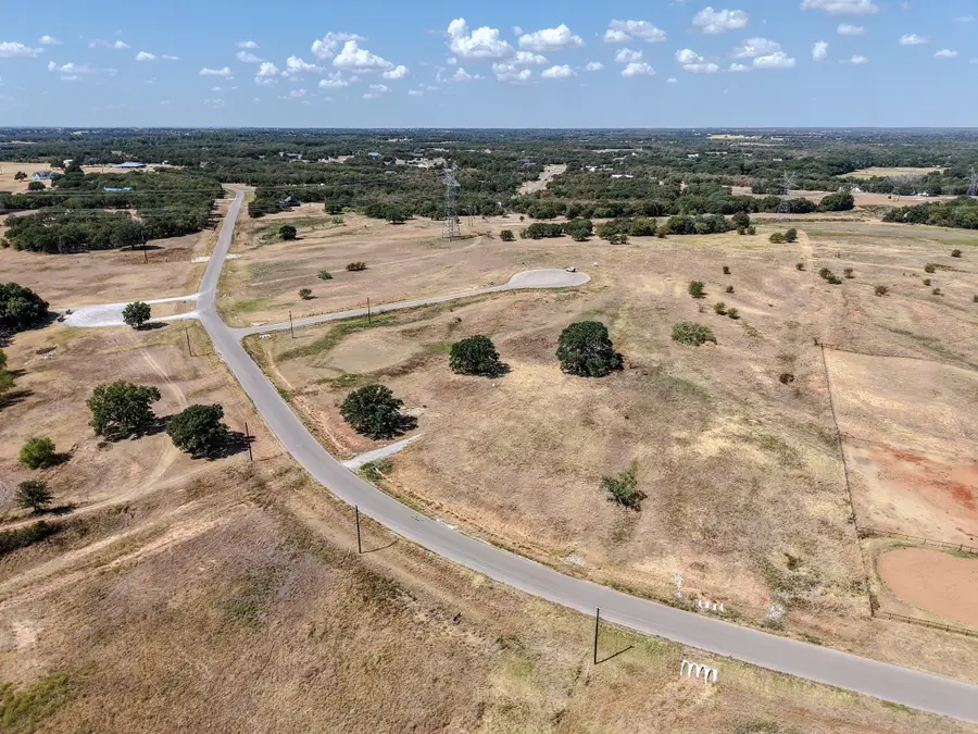 104 Foxtrot Court, Alvord, TX 76225 - #3