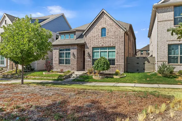5227 Mareliz Lane, Sachse, TX 75048