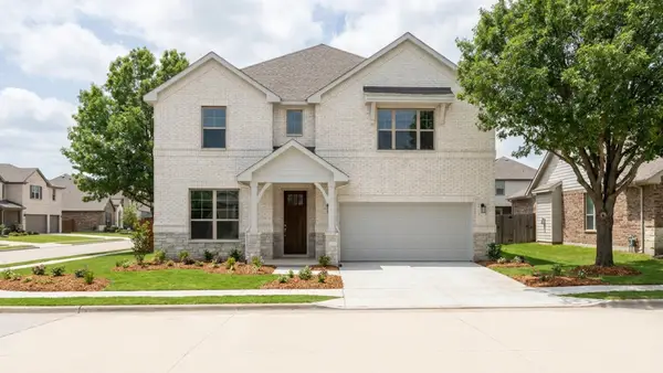 758 Embrace Court, Lavon, TX 75166