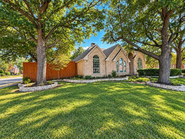 3900 Newhall Drive, Plano, TX 75023