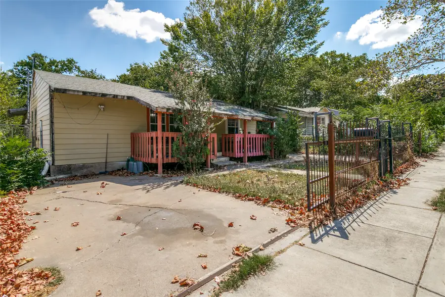 4329 Lubbock Avenue, Fort Worth, TX 76115 - #2