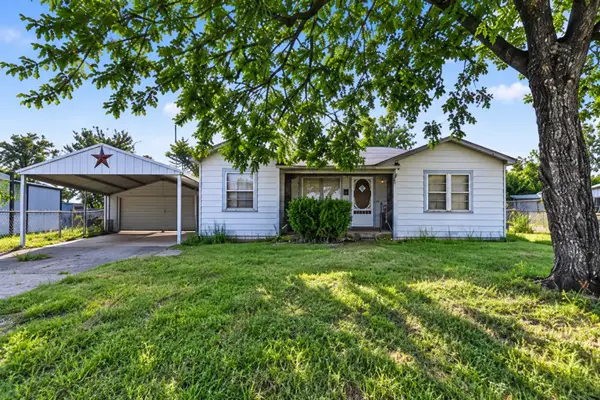 525 Chestnut Street, Baird, TX 79504