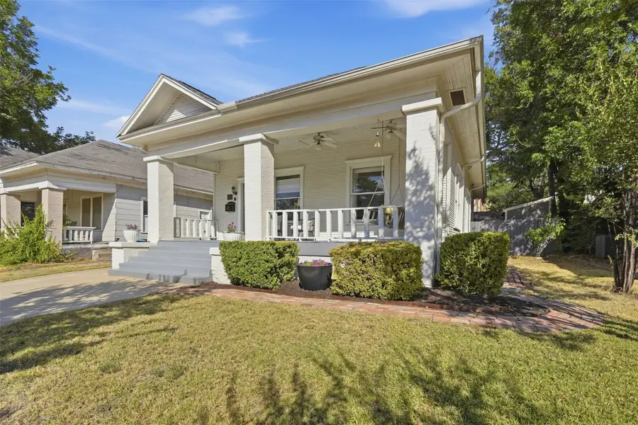 2227 College Avenue, Fort Worth, TX 76110 - #3