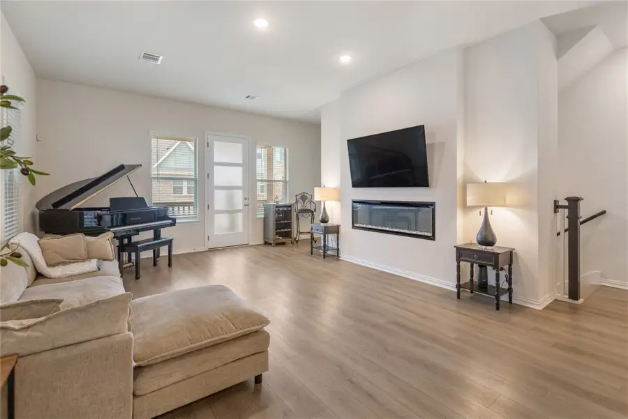 4533 Ward Street, North Richland Hills, TX 76180 - #3