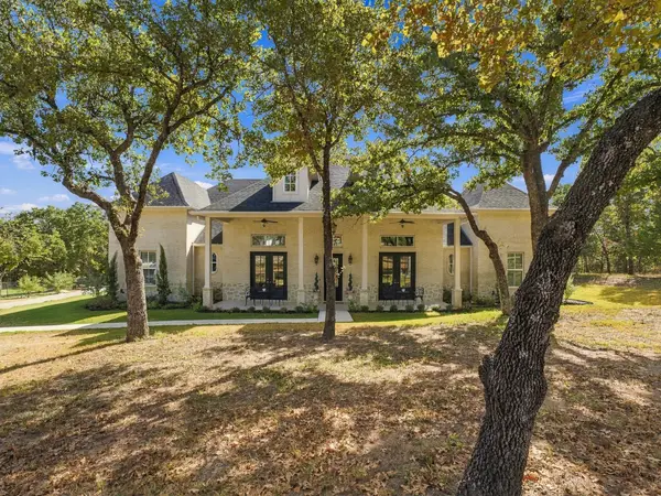 330 Rolling Bend Road, Alvord, TX 76225
