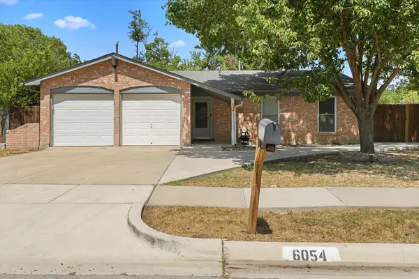 6054 Dunson Drive, Watauga, TX 76148