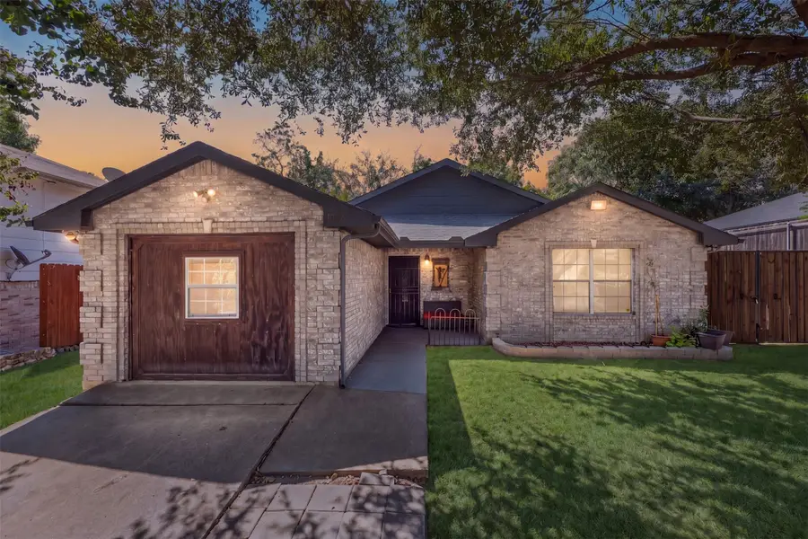 4012 Whitby Avenue, Dallas, TX 75237 - #2