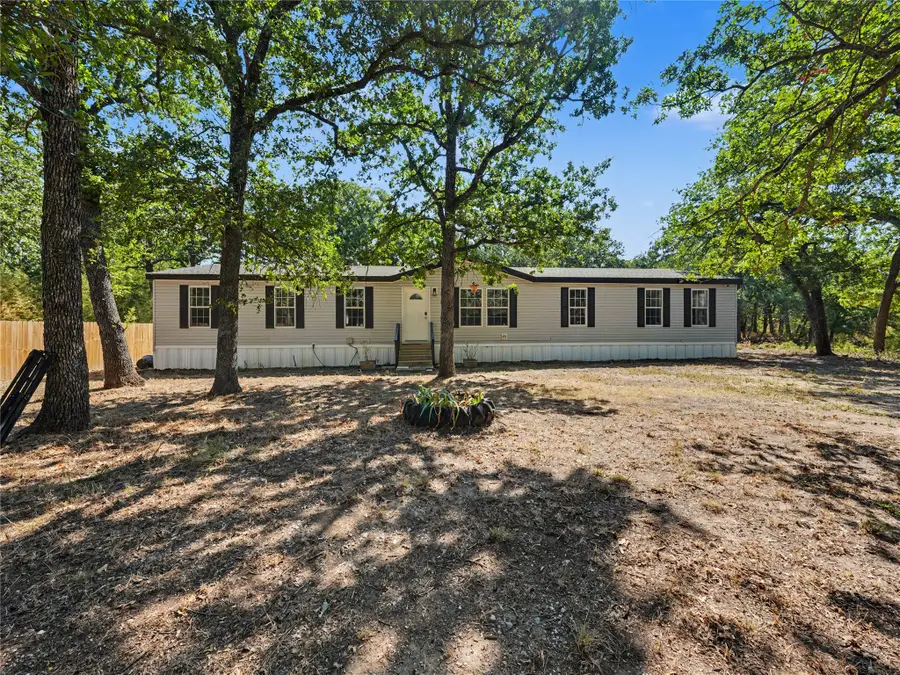 109 Summers Circle, Azle, TX 76020 - #2