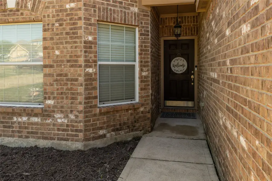113 Dodge City Court, Newark, TX 76071 - #2