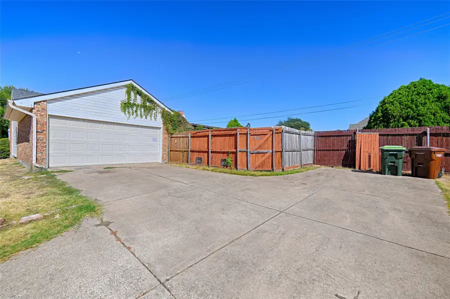 7920 Iola Drive, Plano, TX 75025 - #2