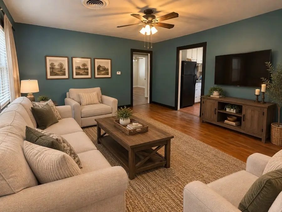 137 Bowie Street, McGregor, TX 76657 - #2