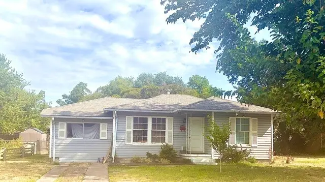 1007 E Russell Avenue, Carrollton, TX 75006 - #1