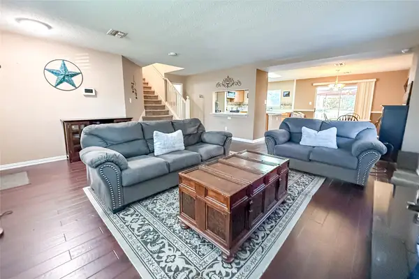 10084 Chapel Ridge Drive, Fort Worth, TX 76116