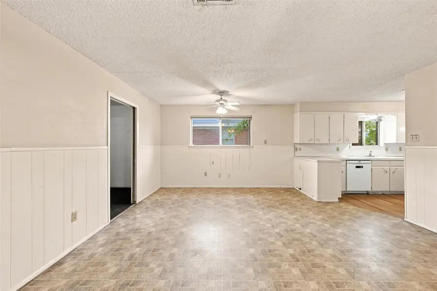5601 Caldwell Drive, Waco, TX 76710 - #3
