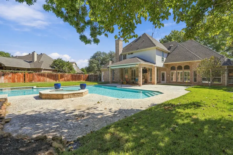 402 Southridge Lakes Parkway, Southlake, TX 76092 - #2