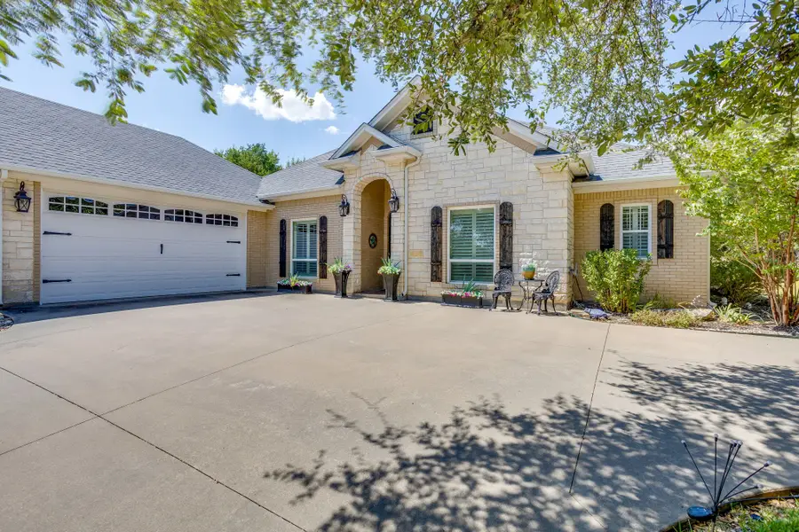 8528 Summerhill Lane, Cleburne, TX 76033 - #2