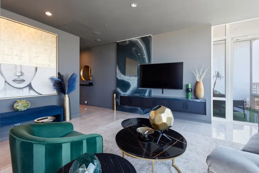 2430 Victory Park Lane #2401, Dallas, TX 75219 - #3