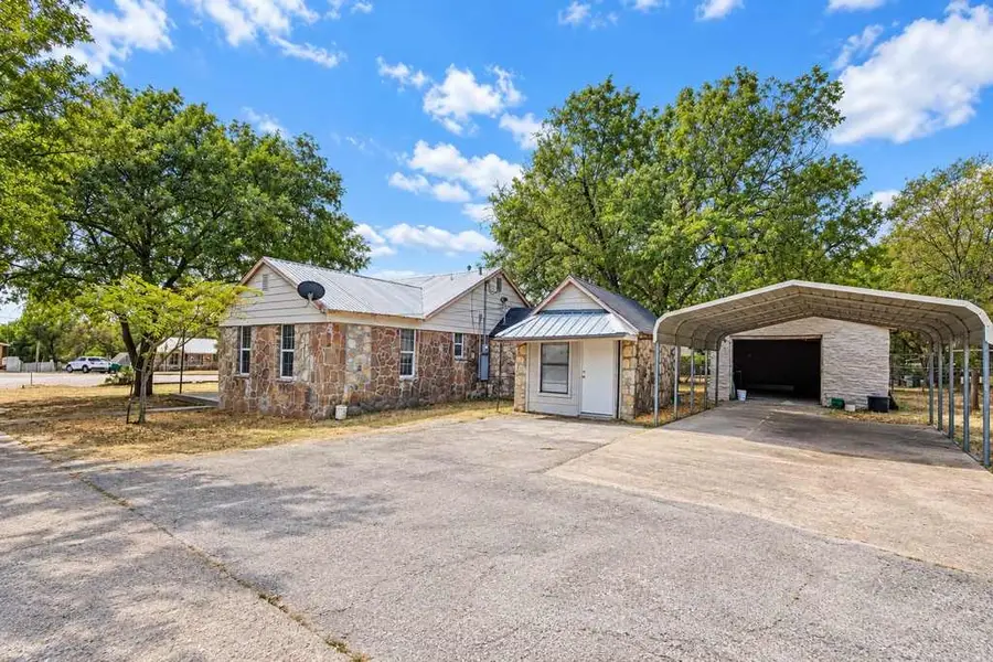 1115 W Main Street, Gatesville, TX 76528 - #3