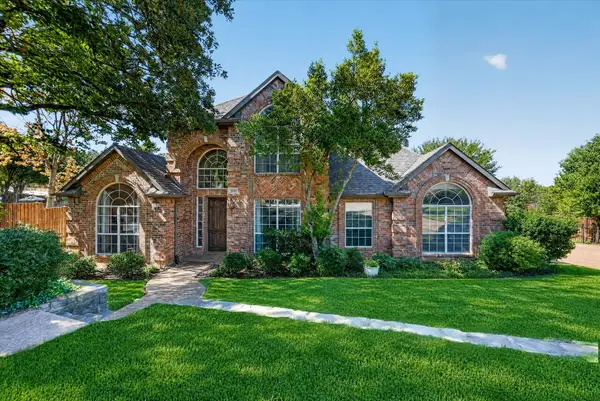 2830 Woodhollow Court, Highland Village, TX 75077
