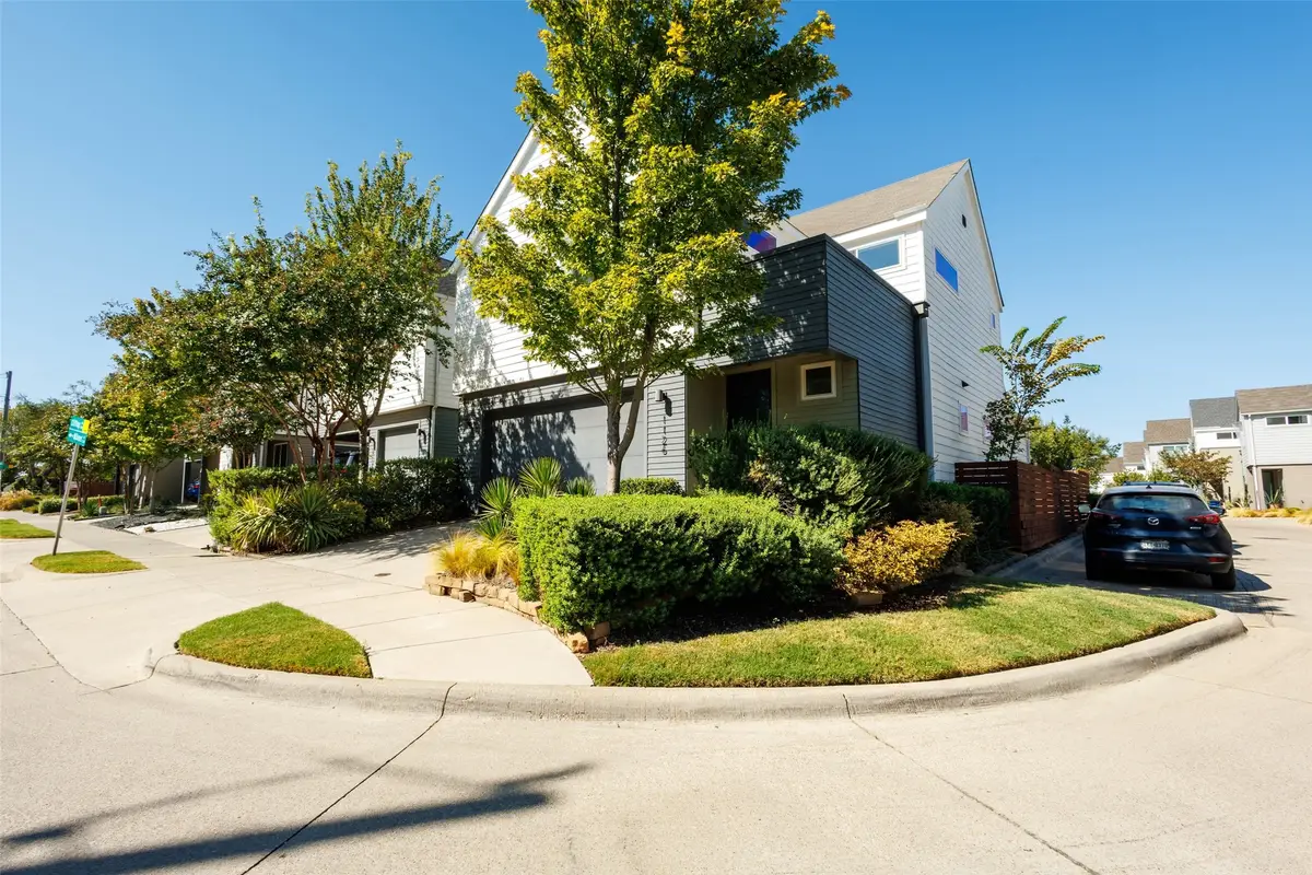 1126 Clifftop Lane, Dallas, TX 75208 - #1