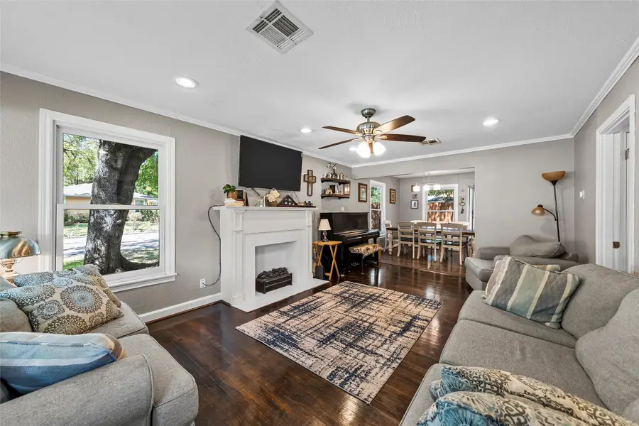 3921 Austin Avenue, Waco, TX 76710 - #3