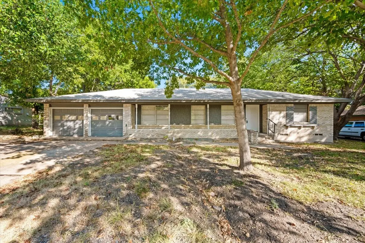 305 Valleyglen Drive, Desoto, TX 75115 - #1
