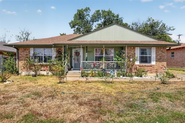 8827 Barclay Street, Dallas, TX 75227