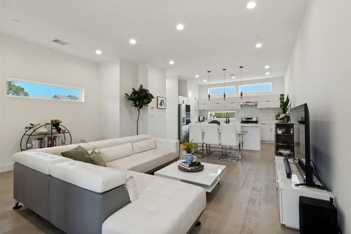 145 N Henderson Avenue #107, Dallas, TX 75214 - #1