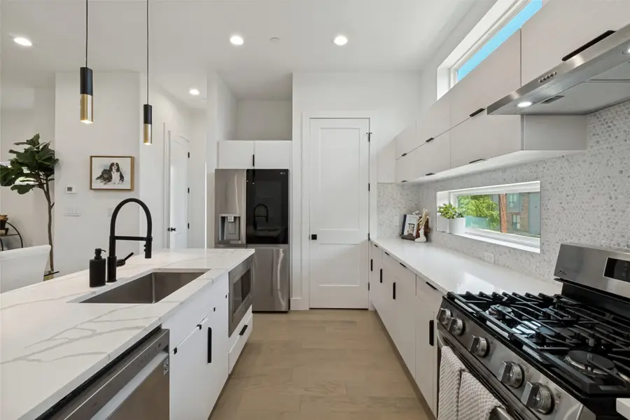 145 N Henderson Avenue #107, Dallas, TX 75214 - #3